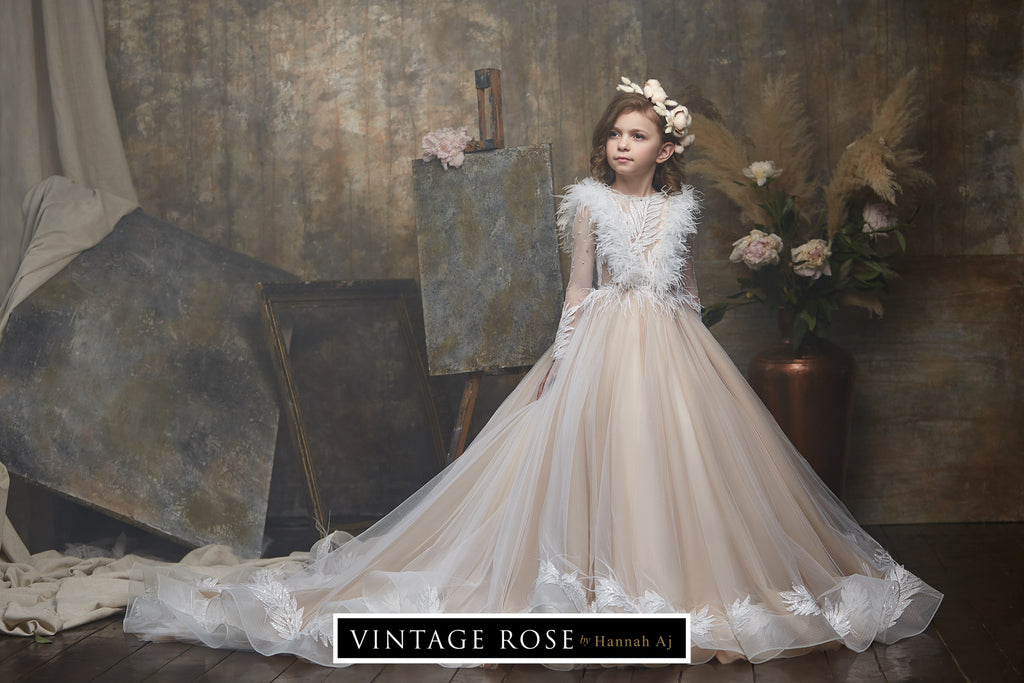 DRESS VR3000