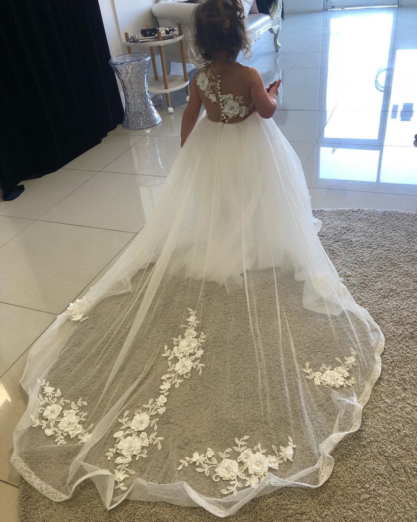 Rachelle Gown